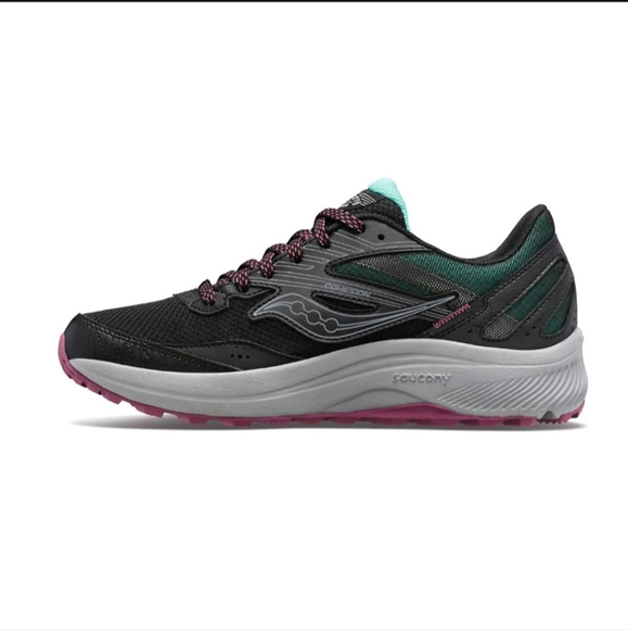 SAUCONY BRAND NEW WOMEN'S RUNNERS SIZE 6 WIDE - Picture 2 of 11